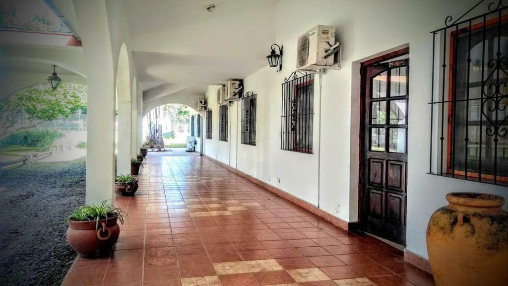 El Portal De Cerrillos, Hosteria De Campo Hotel Bagian luar foto